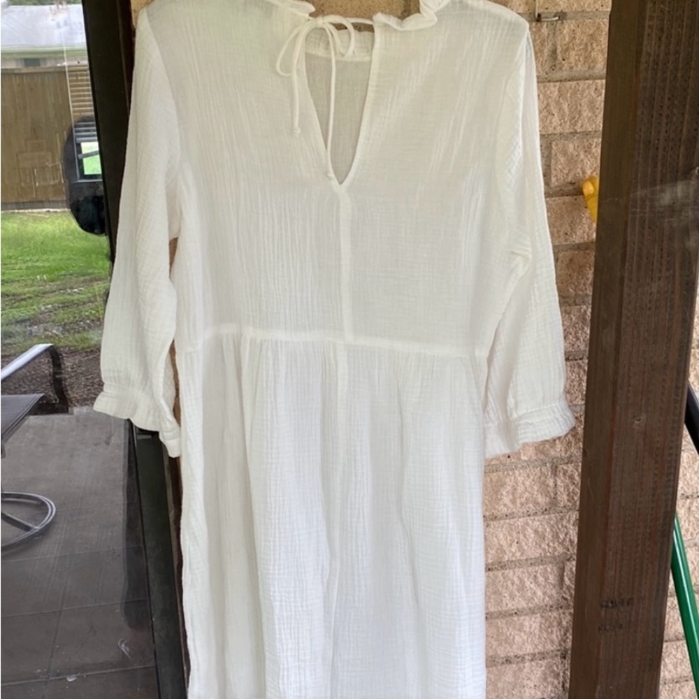 Noctex Ruffle Dress - Picture 3 of 3